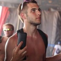 Jonathan Mediamole的照片