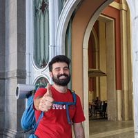 Giacomo Lazzari的照片