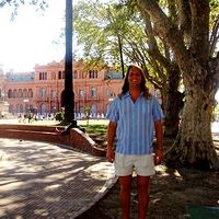 Michael Dillin的照片