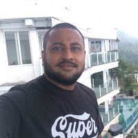 Fotos de Laleen J LEE