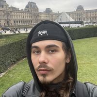 Anton Antonenko的照片