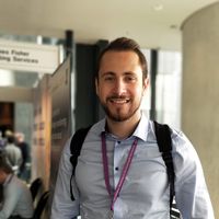 Antoine Bassil的照片