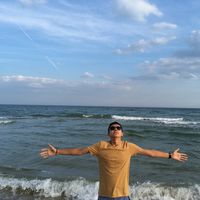 Khurshid Aripov的照片