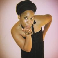 Cassandra Arneton的照片