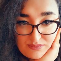 Defne Gümüs的照片