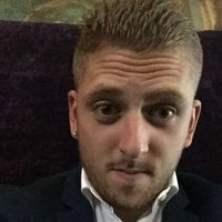 Quentin Tllndr的照片