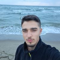 Emir Toretto的照片