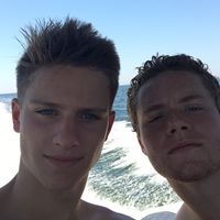 Connor Walls的照片