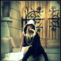 Ida Angelova的照片