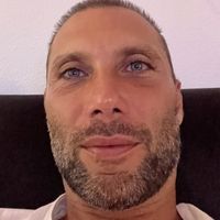 Moein Komeili的照片