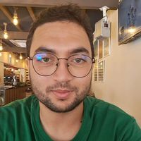 Aymen Nouira的照片