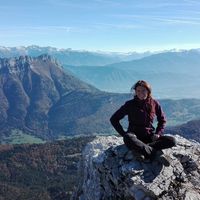 Emilie DUMONT的照片