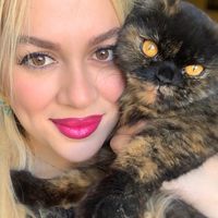 Mahii Badiiee's Photo