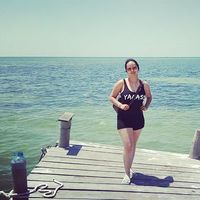 Li Cisneros的照片