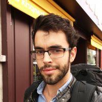 Paul Vallet的照片