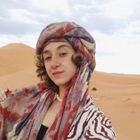 Ece Karaakin的照片