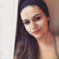 Norita Hunyadi的照片