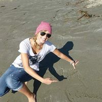 Christine Giray的照片