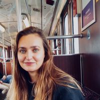 Dea Patricia Larsen的照片