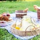 July 13: CouchSurfing picnic in a Brussels parc. 's picture