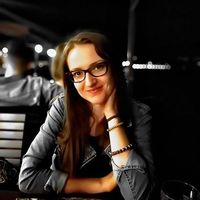 Моника Андовска's Photo