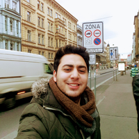 Emre Akbaki的照片