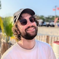 Alexis Caroff's Photo