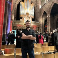 Mustafa Özçiçek的照片