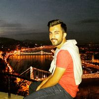 Veli  Çapraz的照片