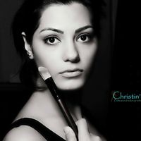 Christin Astabatsyan的照片