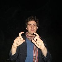 Cameron Grover的照片