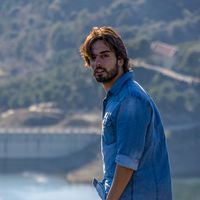 Albert Flores的照片