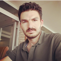 Makui Hojjat's Photo