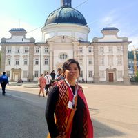 Misni Parjiati's Photo