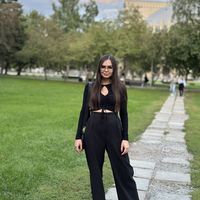 Julia Nikolina的照片