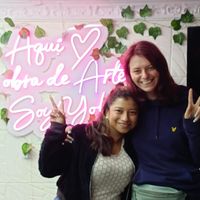 paula yanquen的照片