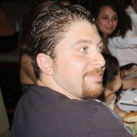 Ayman Beshara的照片