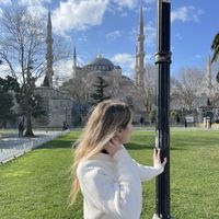 Claudia Palomar Ponce's Photo