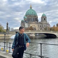 Daniel  Aquino's Photo