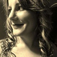 Débora Pinter Moreira's Photo