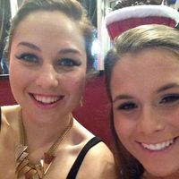 Thea Leitman的照片