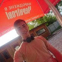 Yevhenii Kobets的照片