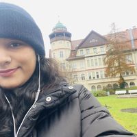 Annie Abraham's Photo