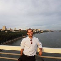 Bulat Der Abakarla的照片