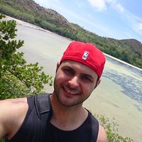 Deniz Gürgen的照片