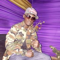 Makhou Mbaye的照片