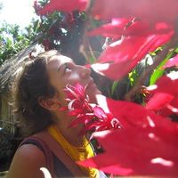 Louise Fliti的照片