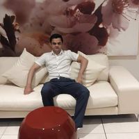 Muradyan Mesrop的照片