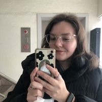 Alice Ridley的照片