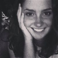 Chloé Lopez的照片